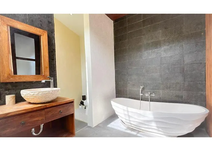 Accommodatie bij particulieren 2br Umah Babakan Ubud With Private Pool *